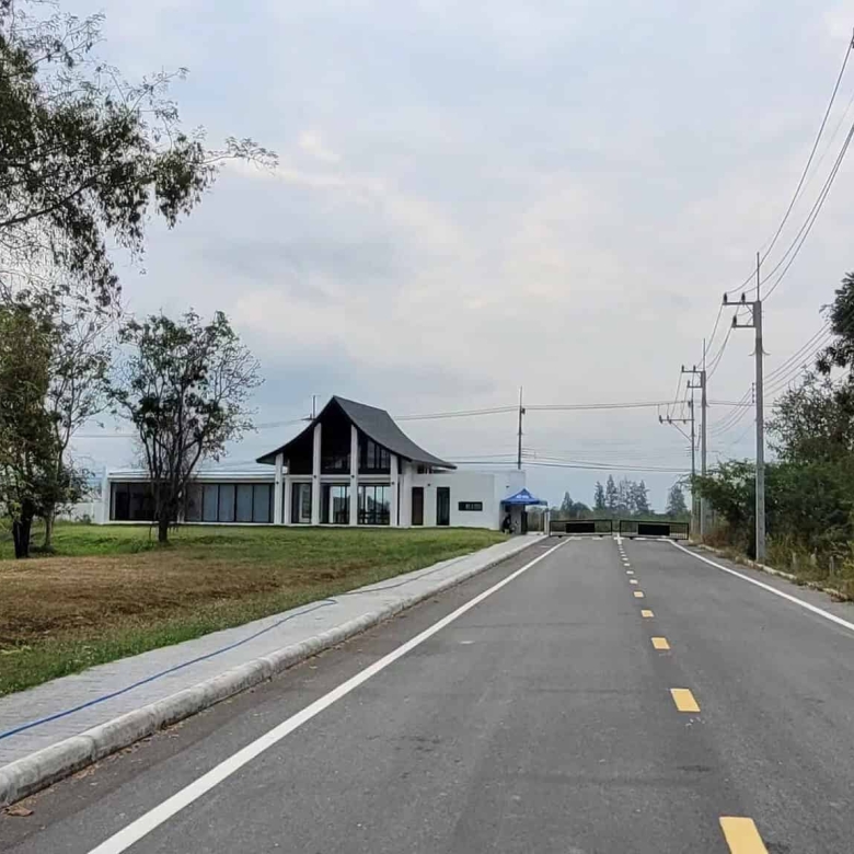 Hua Hin Villa Sale Luxury Waterfront Appeal