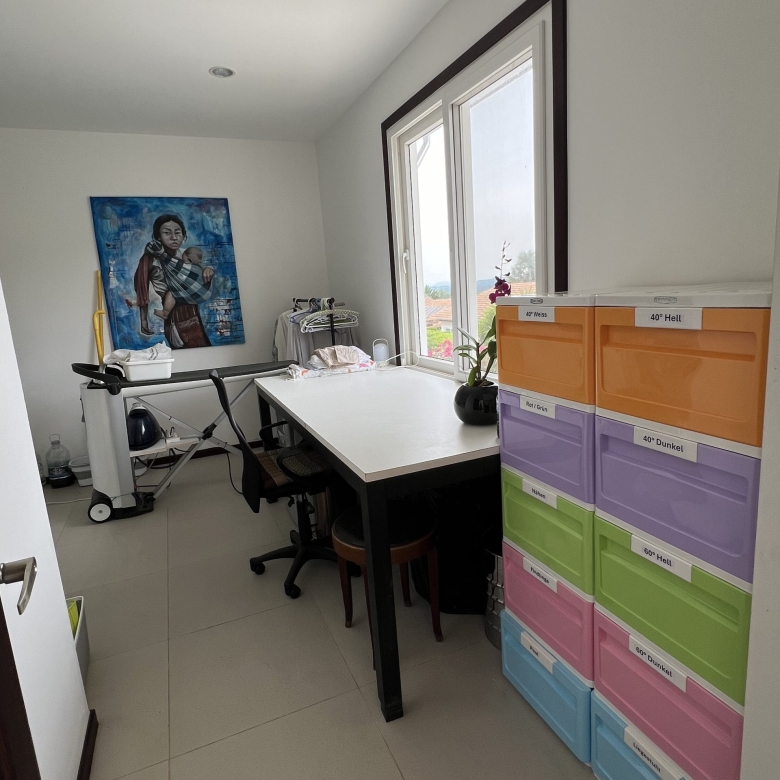 Modern Pool Villa Sales Feature