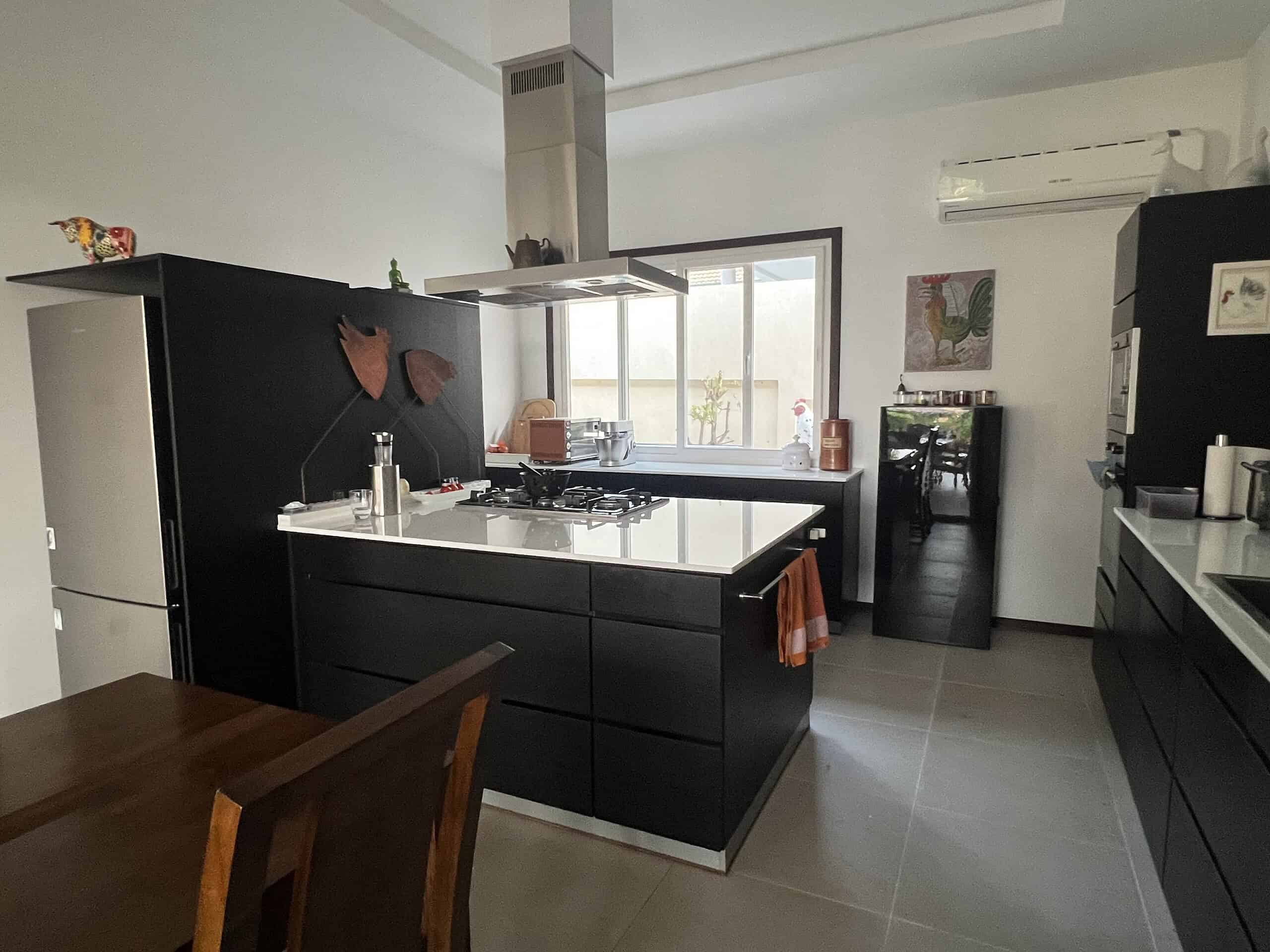 Modern Villa Sales in Hua Hin