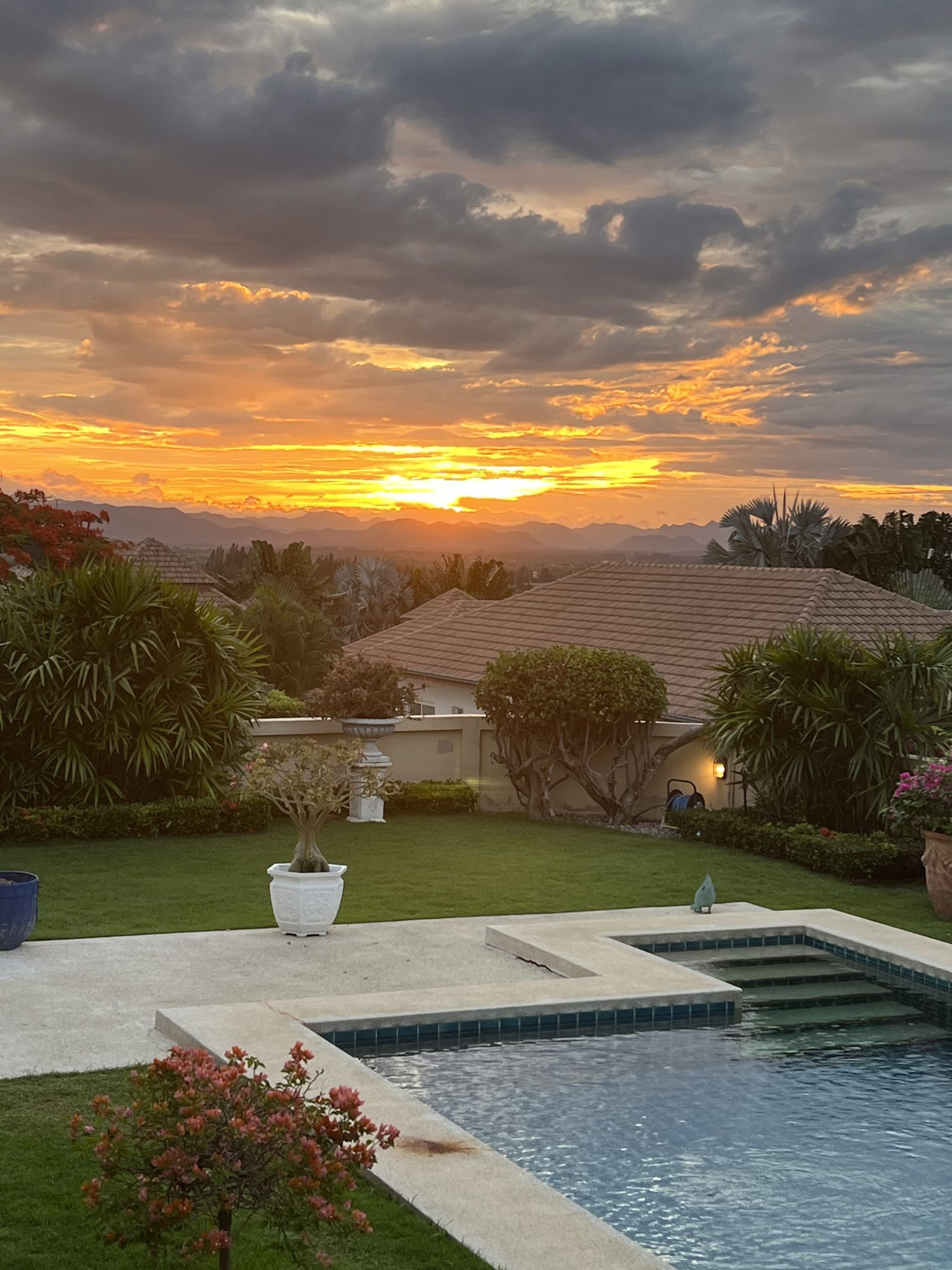 Prime Hua Hin Villa Sales Listing