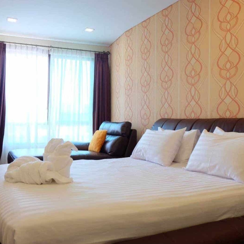 Elegant Coastal Property Sales Deal