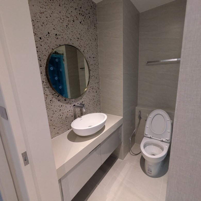 Unique Seaview Sales Opportunity