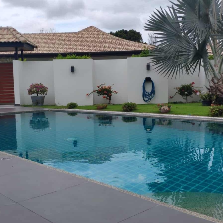 Deluxe Villa Sales Near Mountain