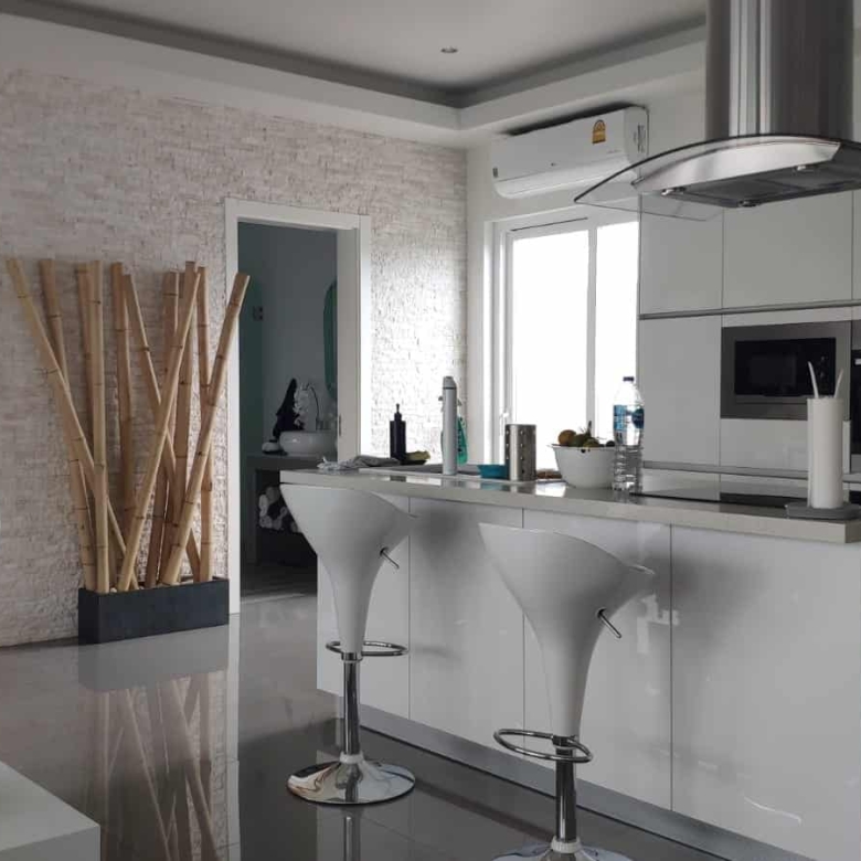 Unique Villa Sales Black Mountain