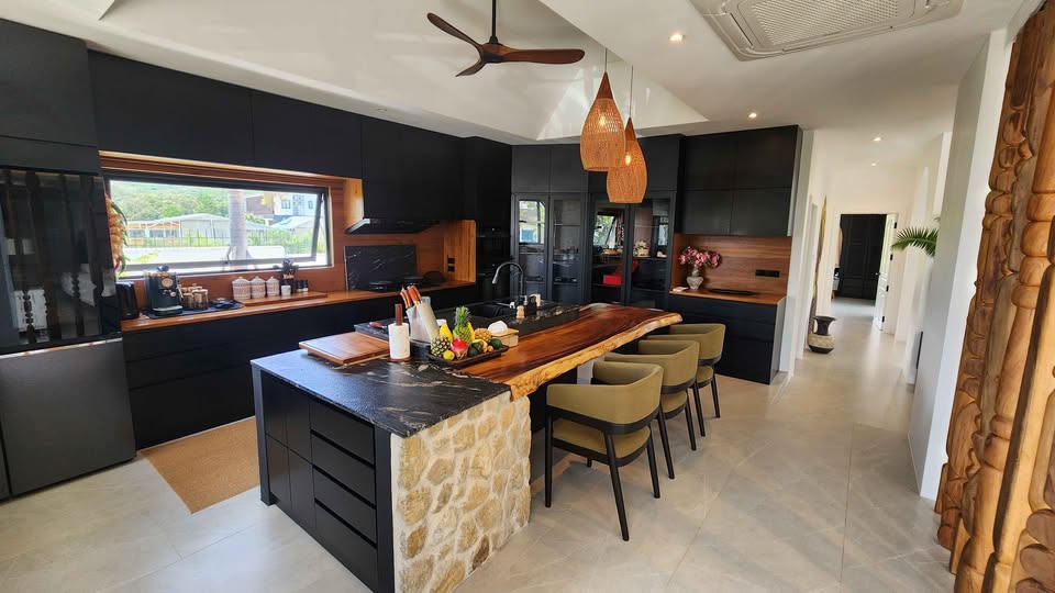 Black Mountain Villa with Pool Near Golf Prime Hua Hin Villa Sales Spot