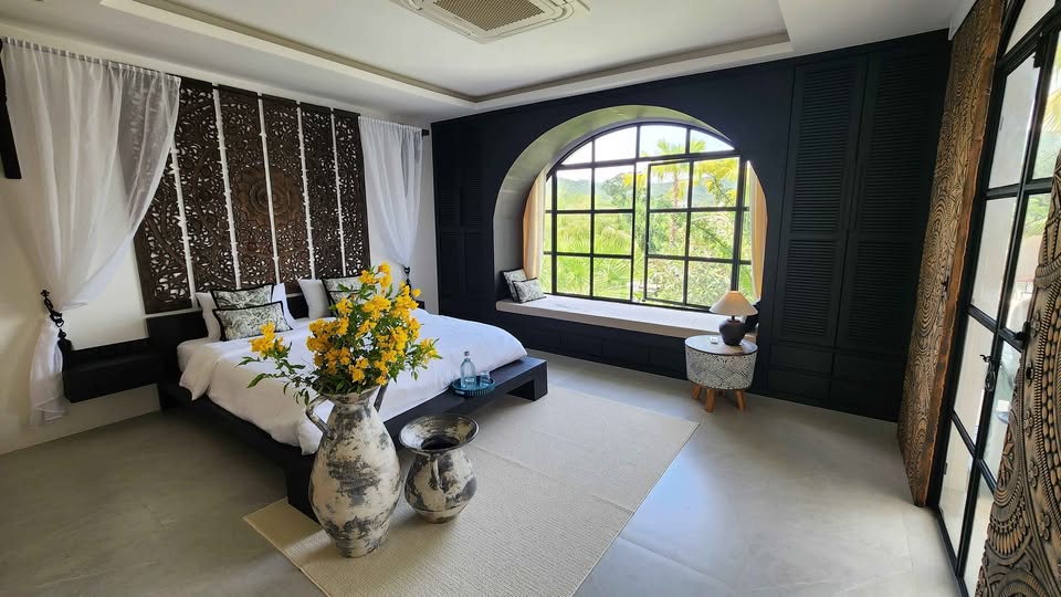 Black Mountain Luxury Pool Villa Sale Luxury Private Villa Sales Spot