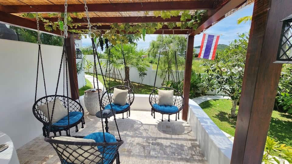 Black Mountain Luxury Villa with Pool Sale Luxury Golf Course Villa Sales