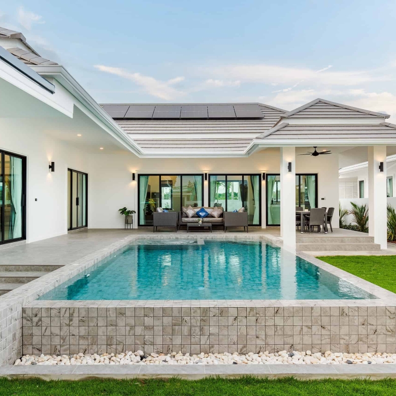 Luxury Sales Estate Botanica