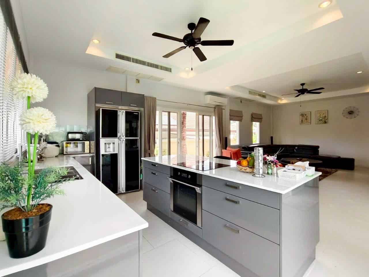 Modern Pool Villa Near Golf Course Facilities Beautiful Villa Hua Hin Sale