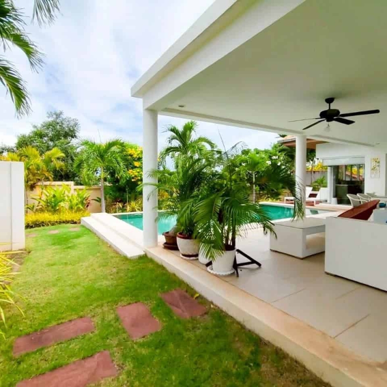 Elite Hua Hin Golf Villa