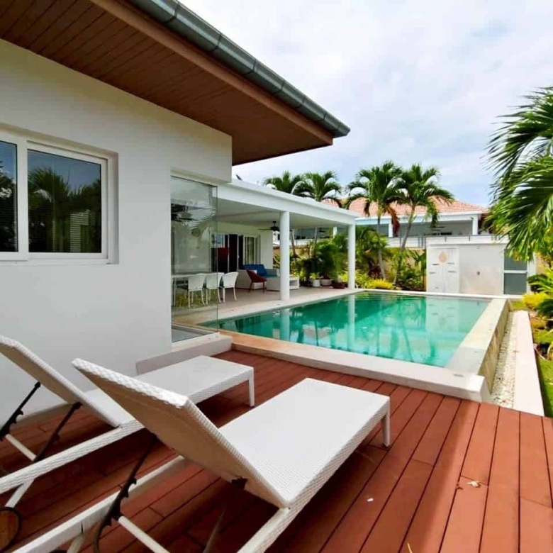 Elegant Hua Hin Villa Sale