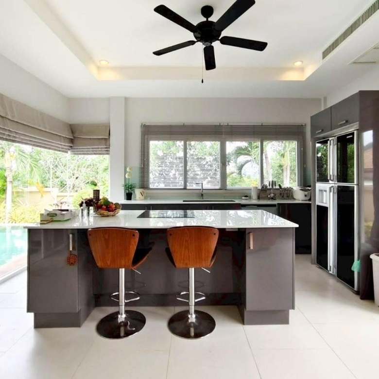 Luxury Property Near Golf Course