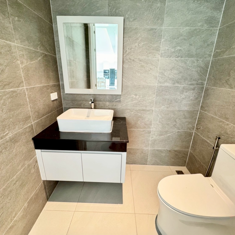 Lavish Luxury Villa Sales Feature