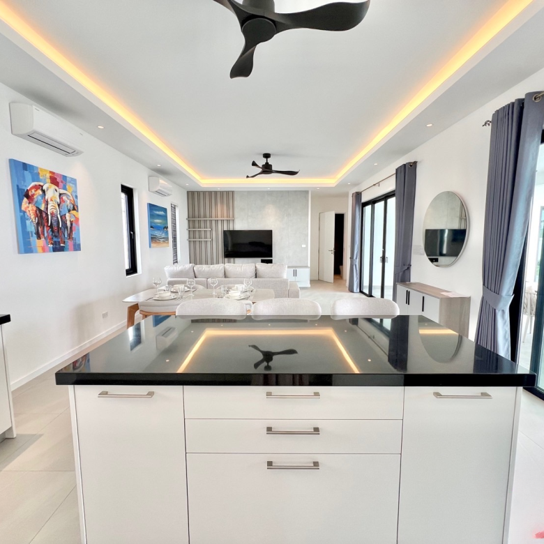 Sumptuous Pool Villa Sales Hua Hin