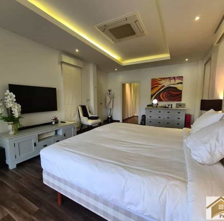 Charming Villa Sales Hua Hin Community