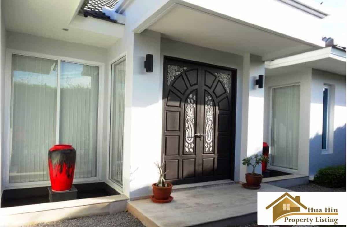 Elegant Pool Villa Prime Location