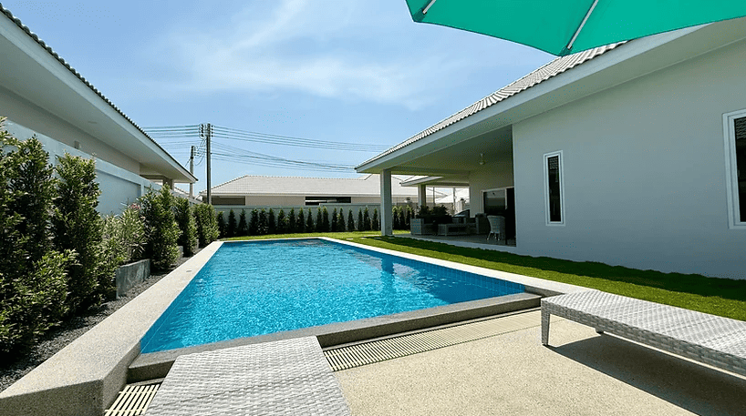 Upscale Pool Homes Prachuap Khiri Khan Sales Chic Meedee Estates Sales Glimpse