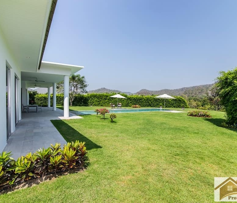 Unique Villa Sale Hua Hin Baan Ing Phu