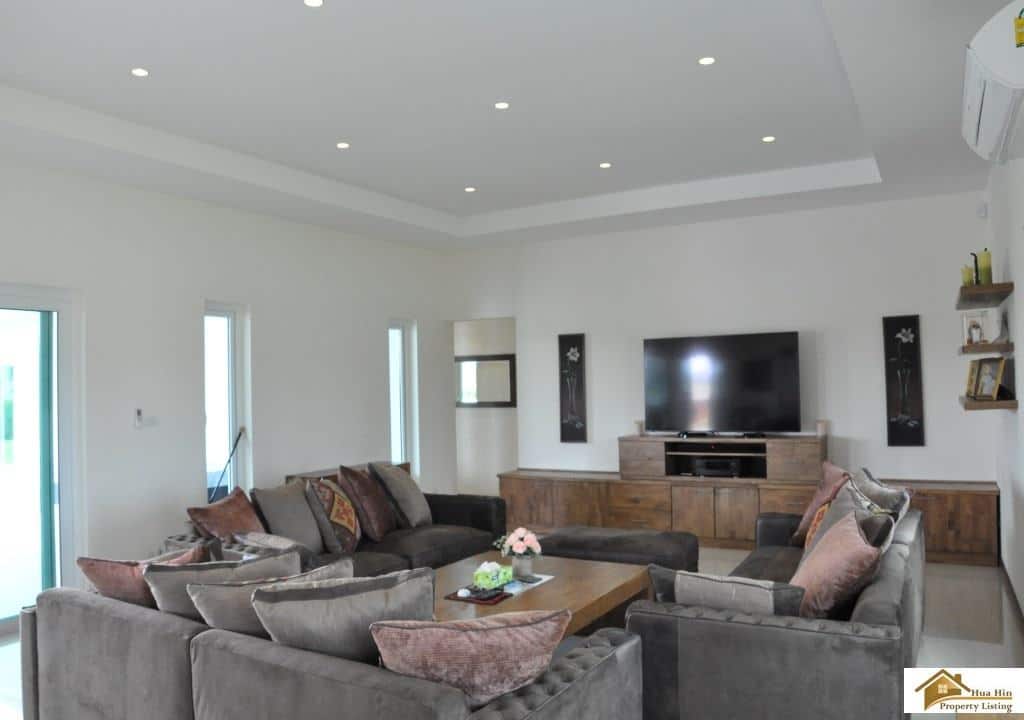 Designer Luxury Villa Pool Hua Hin Estate Stylish Sales Villa Hua Hin Perspective