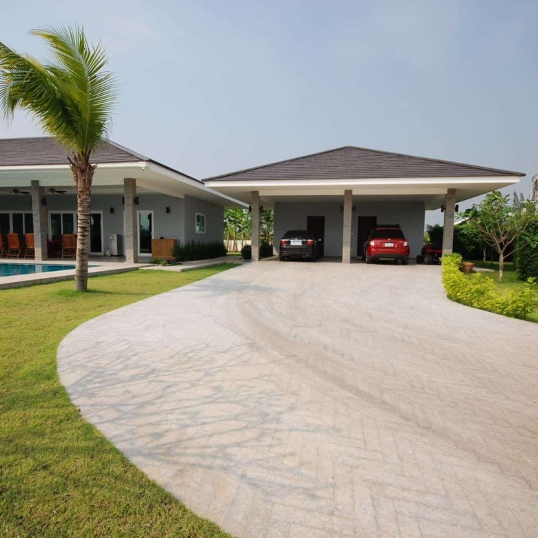 Striking Villa Sales Hua Hin Visual