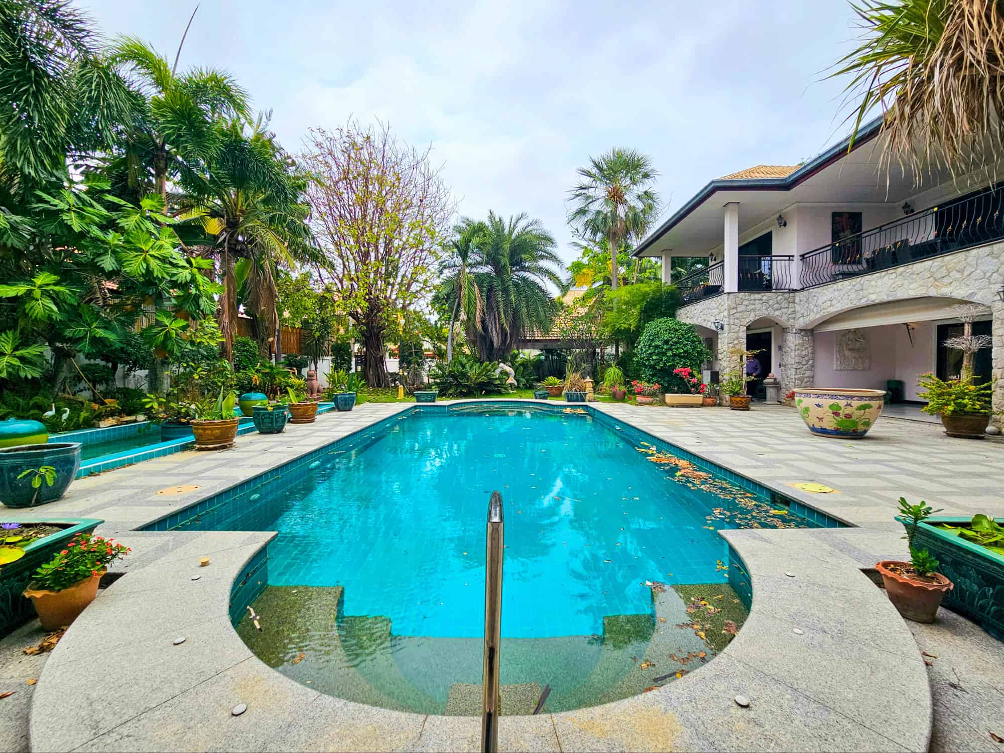 Stunning Villa Sale Hua Hin Near Bluport