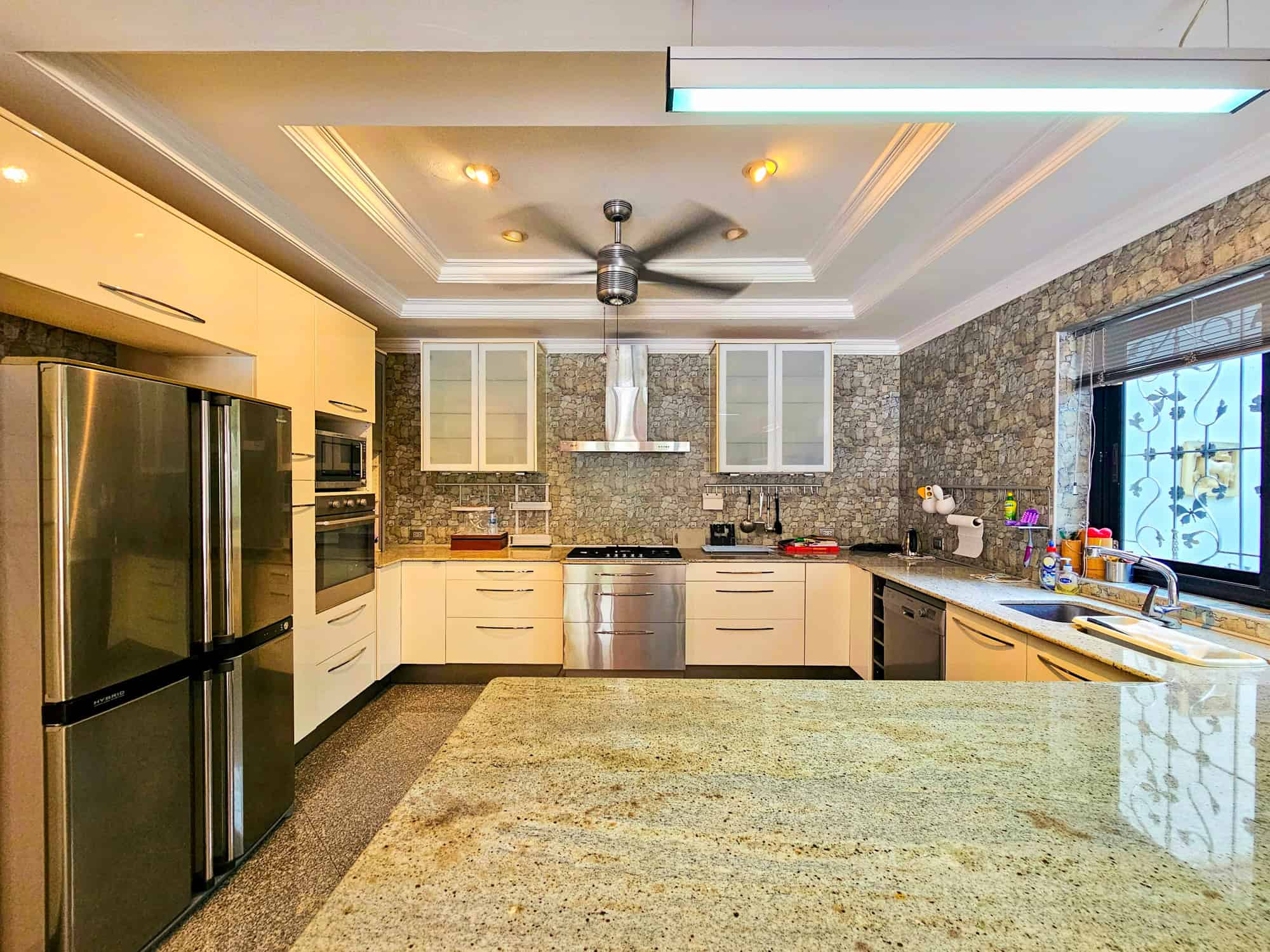 Beautiful Villa Sale Near Vana Nava