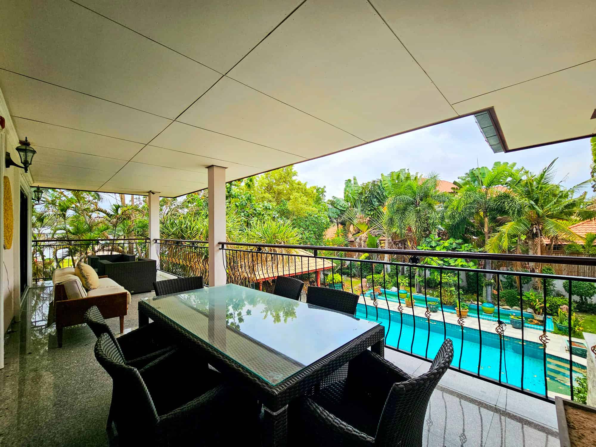 Elite Pool Villa Sale Hua Hin Near