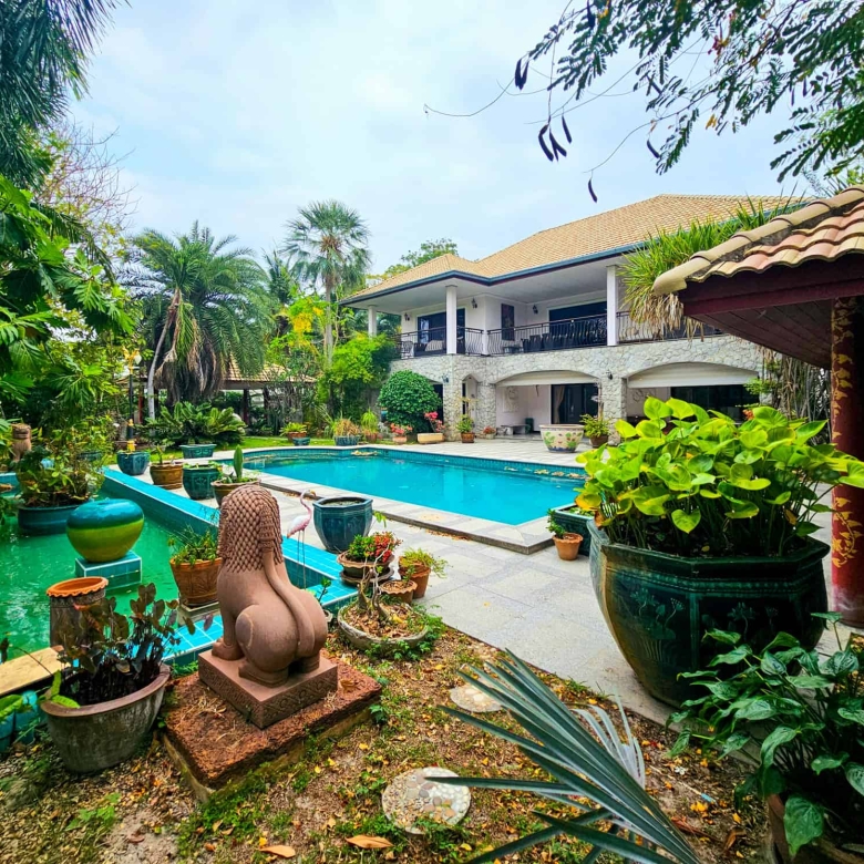 Exclusive Pool Villa Sale Hua Hin Area