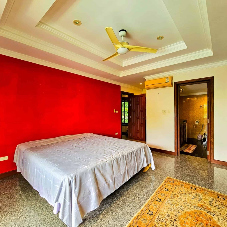 Eminent Villa Sale Hua Hin Bluport