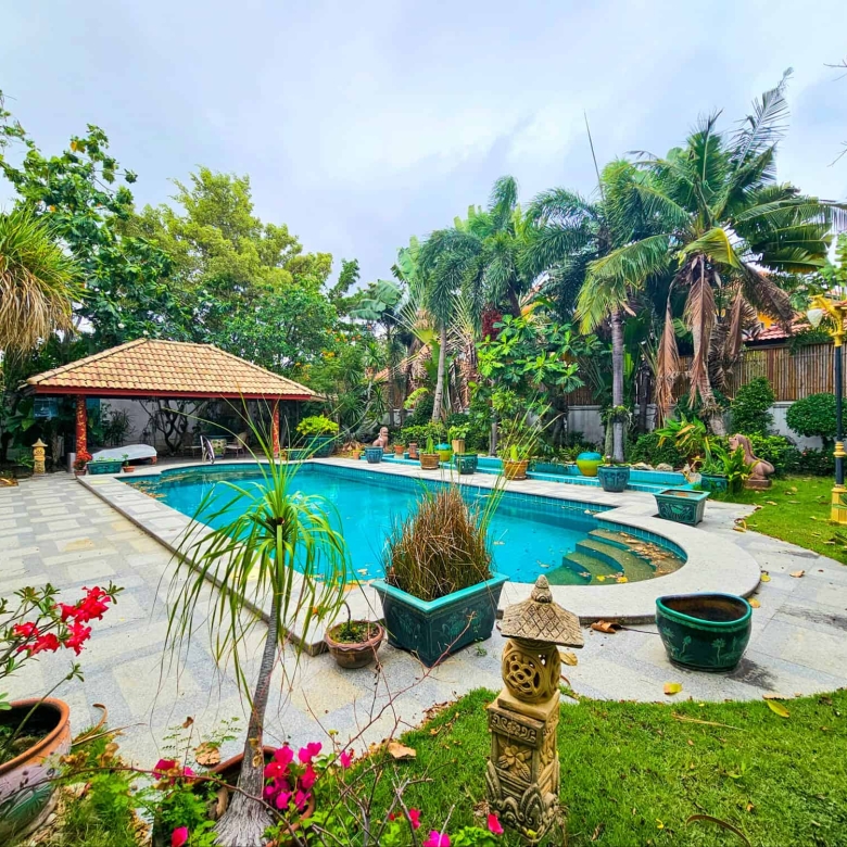 Charming Villa Sale Hua Hin Luxury