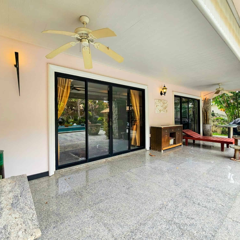 Sophisticated Pool Villa Sale Hua Hin