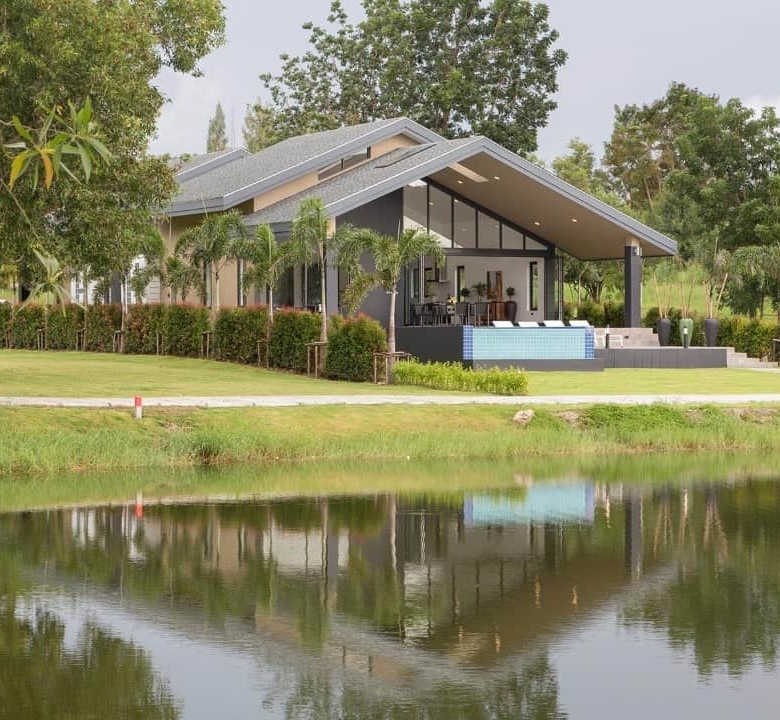 Hua Hin Villa Lakeside Luxury Living