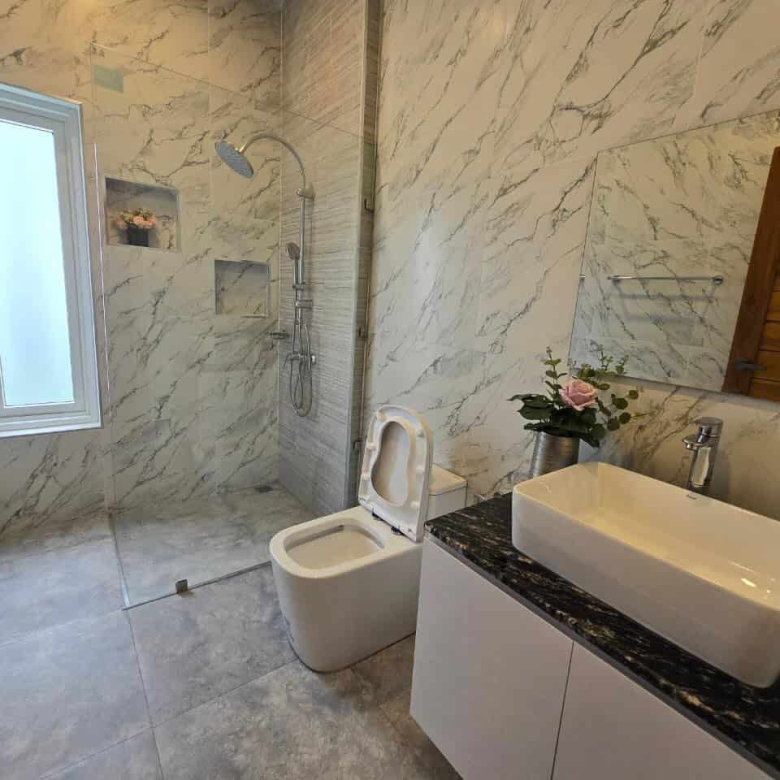 Beautiful Pool Villa Sales Frame