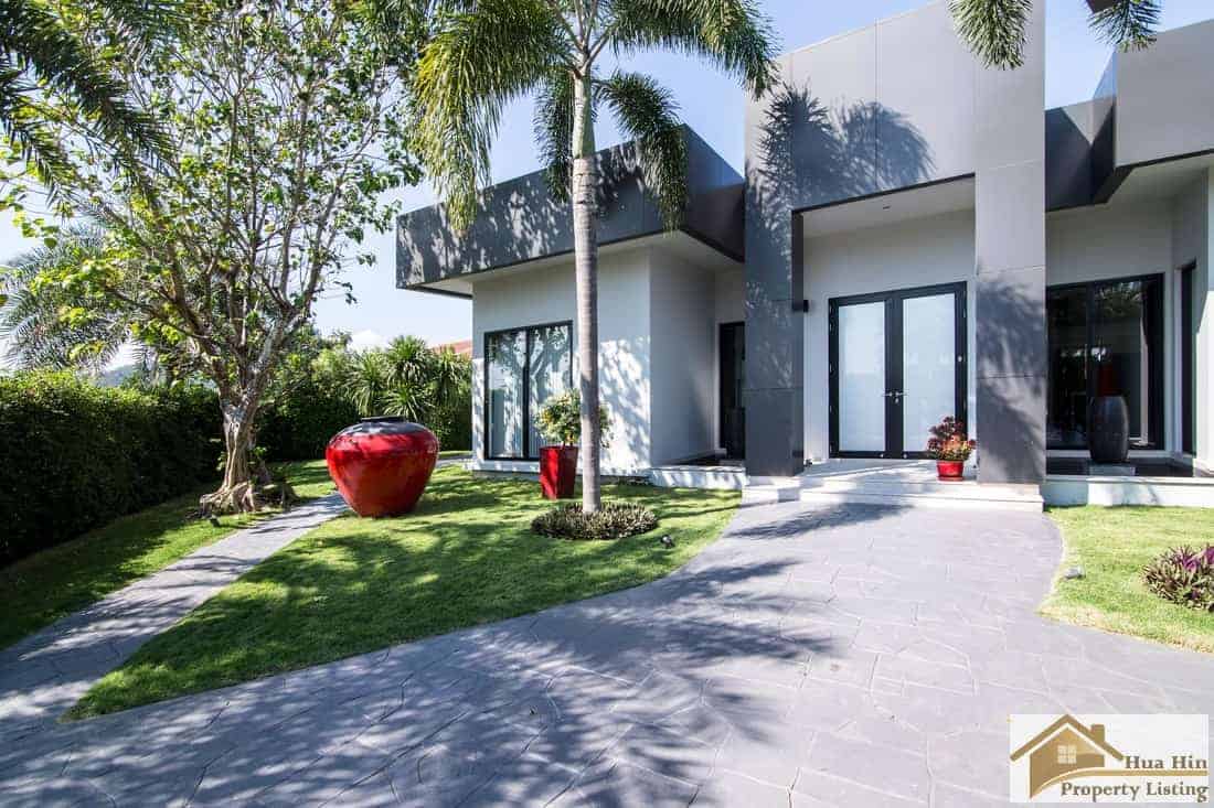 Premium Design Villa Sales Baan Ing Phu