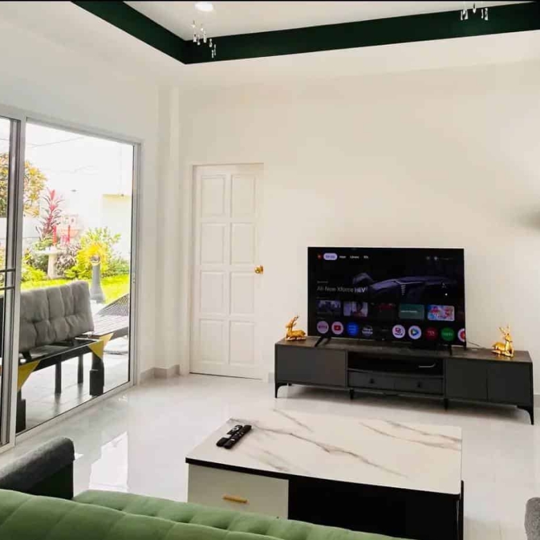 Charming Pool Villa Sales Pran Buri