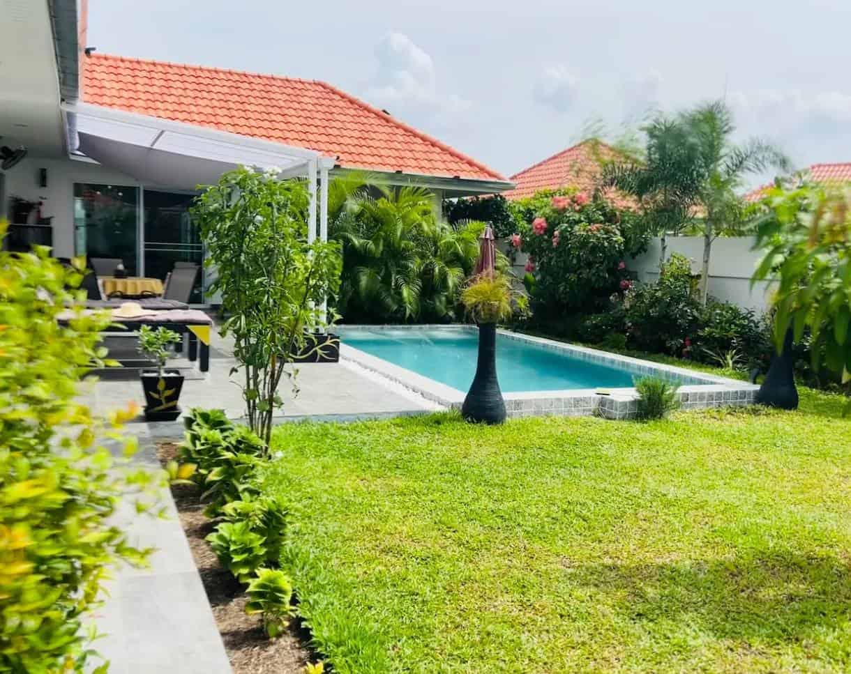 Luxury Pool Villa Sales Pran Buri Thailand