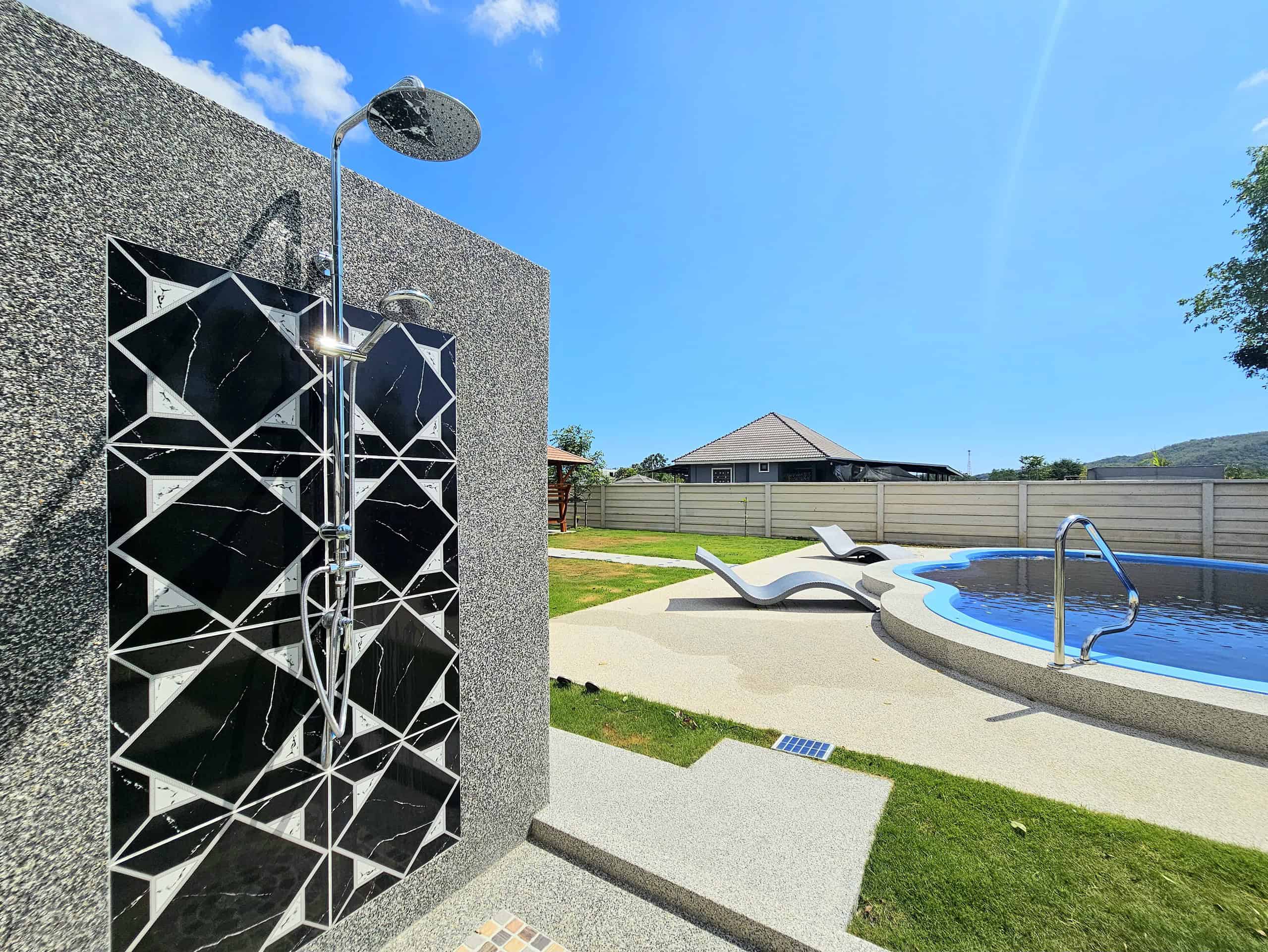 Modern Villa Sales Delight