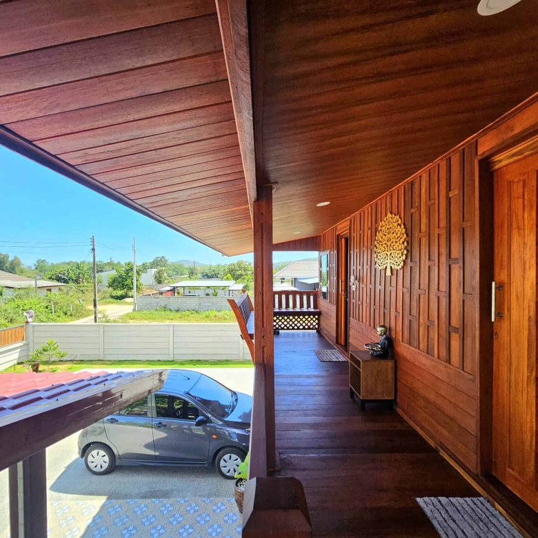 Thai Style Pool Villa Sales