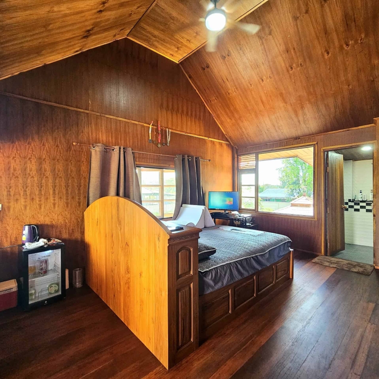 Modern Villa Sales Attraction