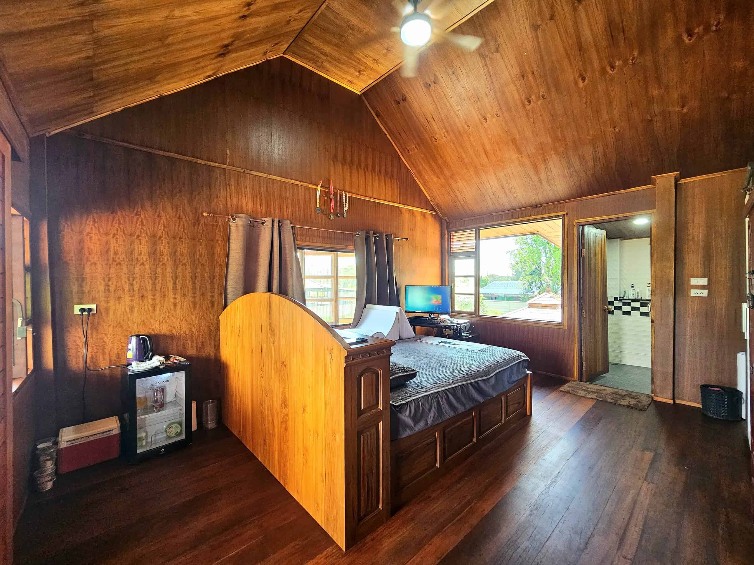 Modern Villa Sales Attraction