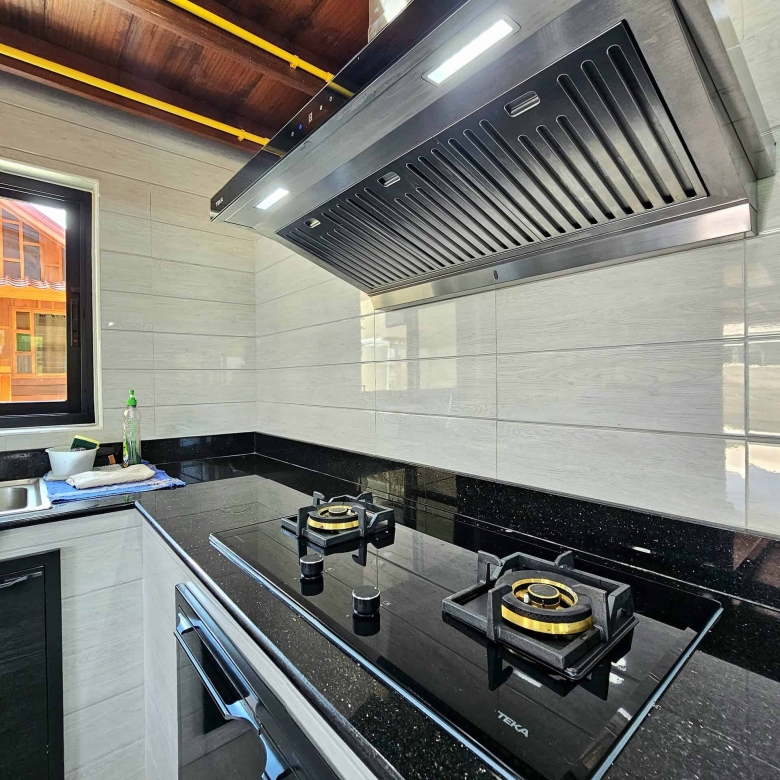 Wang Pong Thai Villa Sales