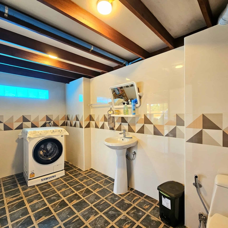 Thai Pool Villa Sales Find