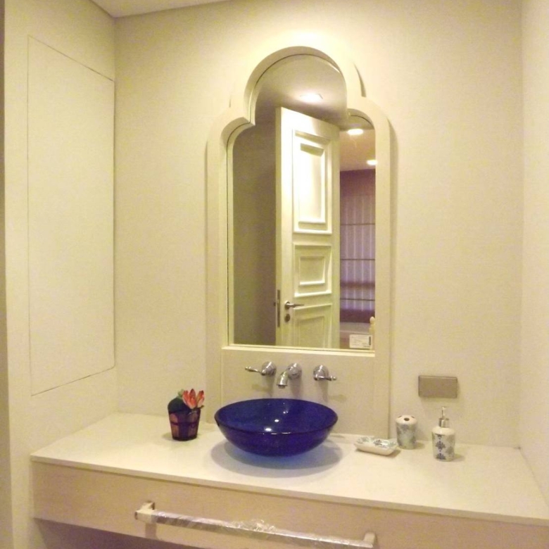 Elite Beachfront Condo Sales Find