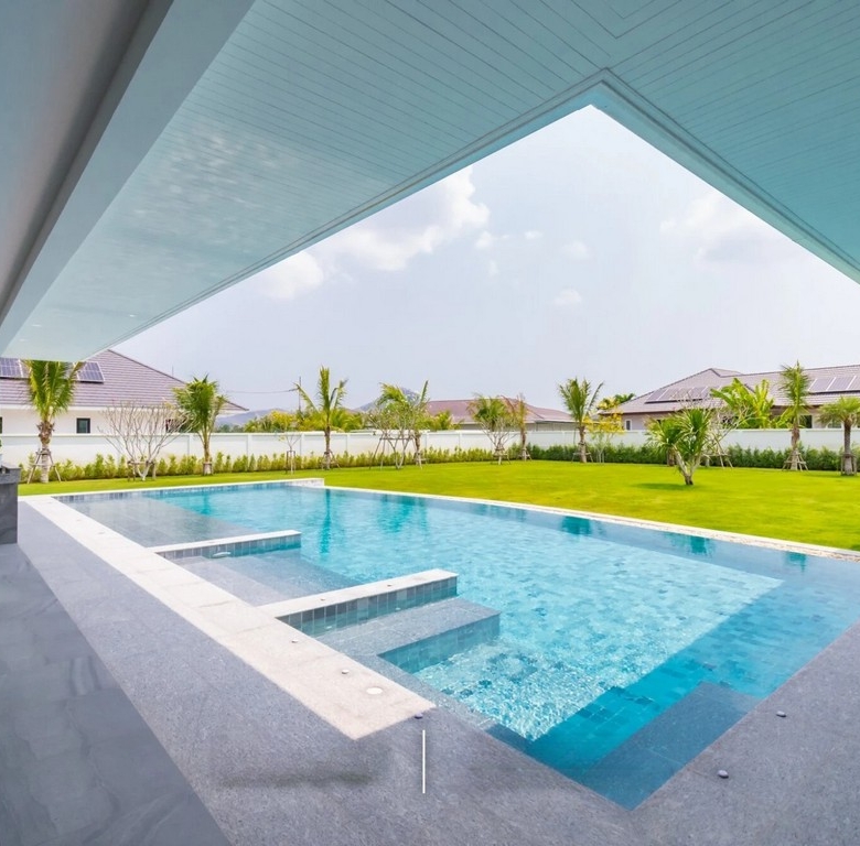 Paradise Pool Villa Sales Feature