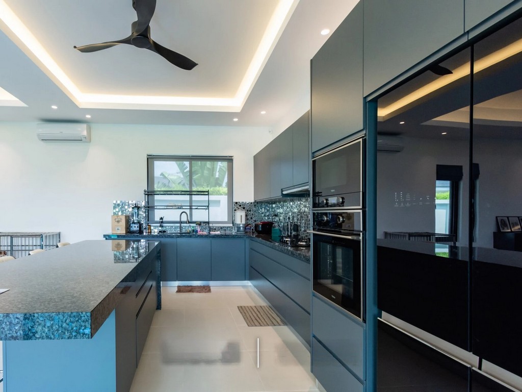 Hua Hin Pool Villa Evening Lighting Luxury Property Sales Glimpse