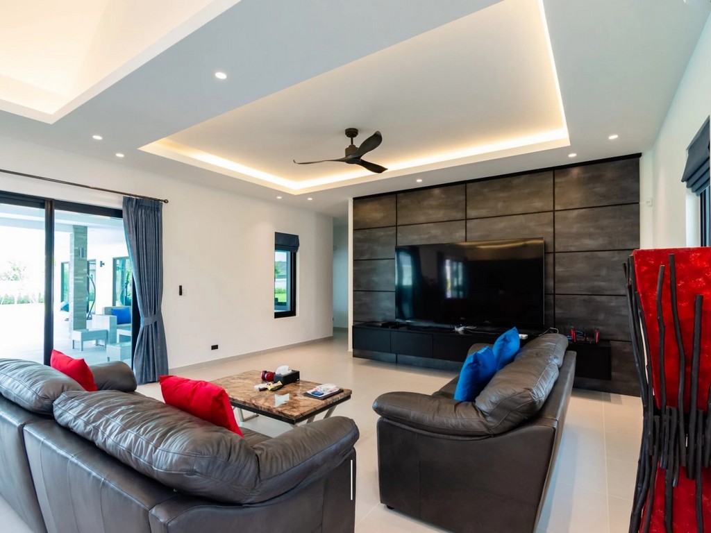 Parkland Villa Kitchen Dining Entertainment Space Elegant Villa Sales Perspective