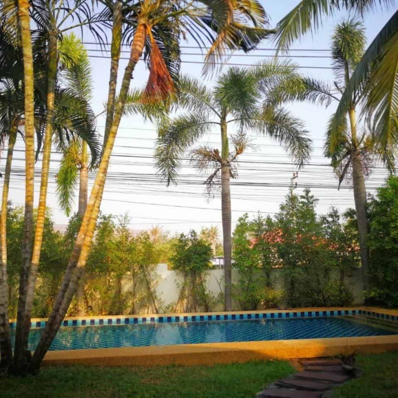 Charming Villa Orchid Palm Scenic Surroundings