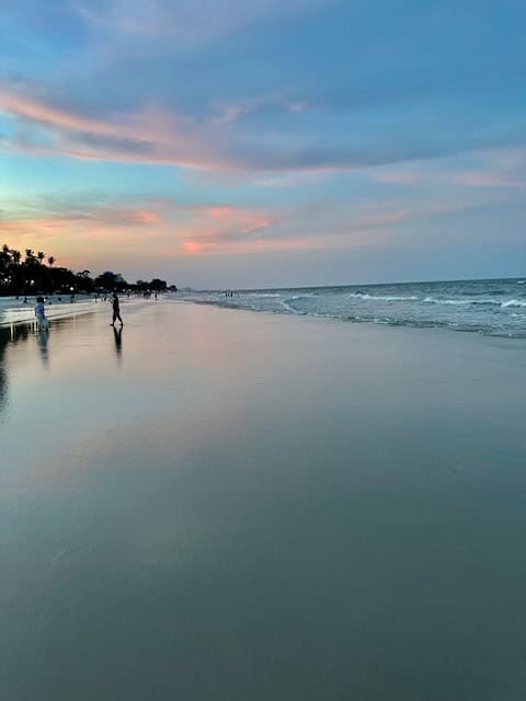 Condo Sale Near Beachfront