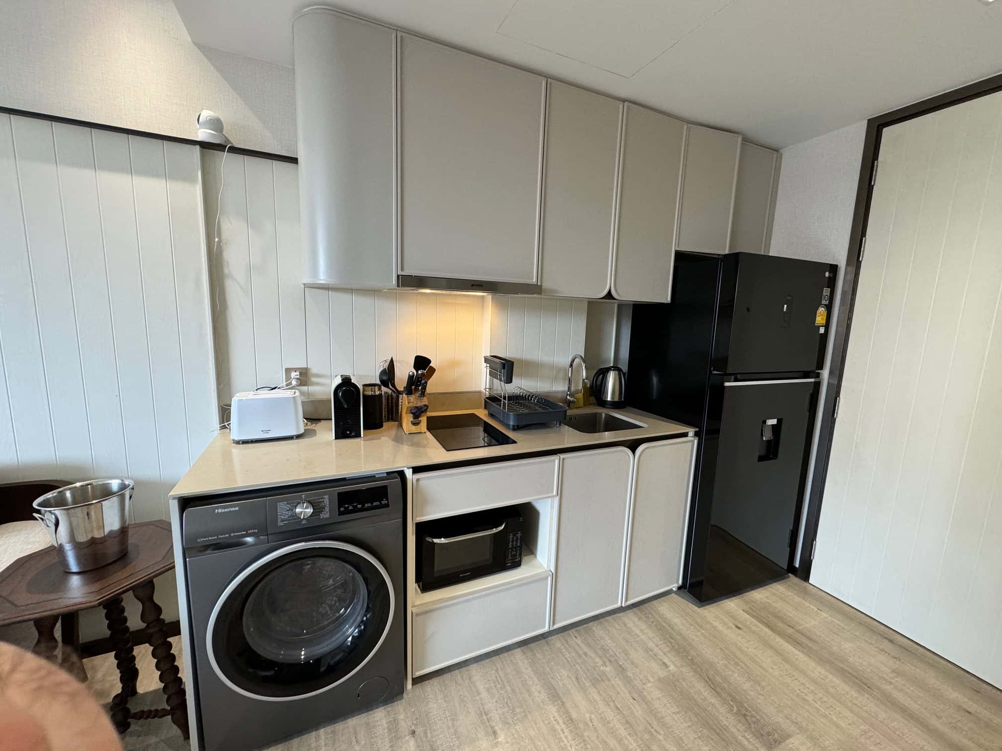 Beachside Luxury Condo Sale