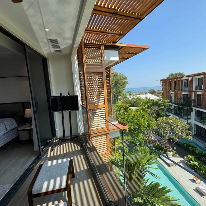 Seaside Luxury Sale Deal